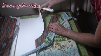 Sew Vinyl Dog Wash Grooming Apron DIY Cut